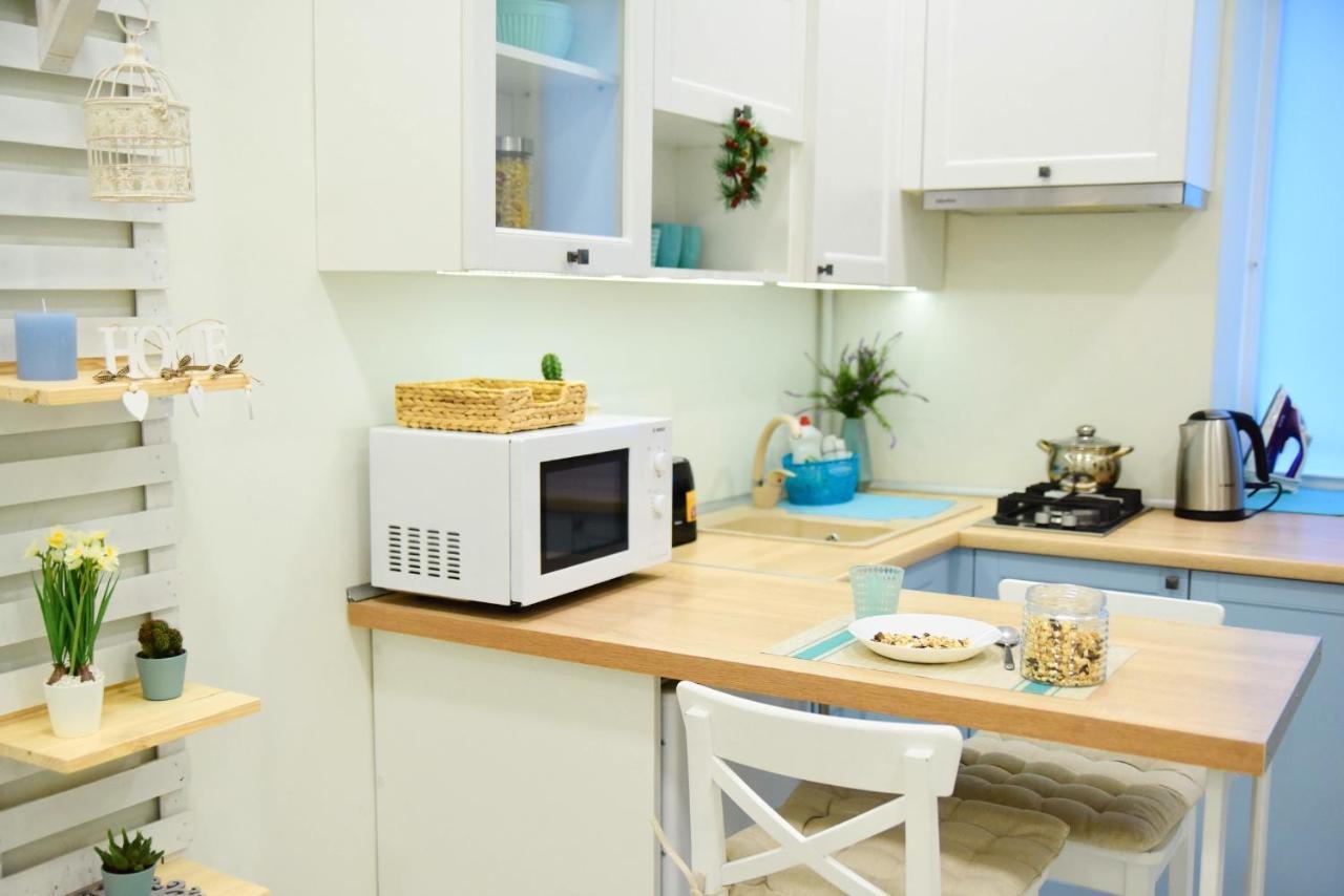 Sweet Apartment Near Center Lviv Bagian luar foto