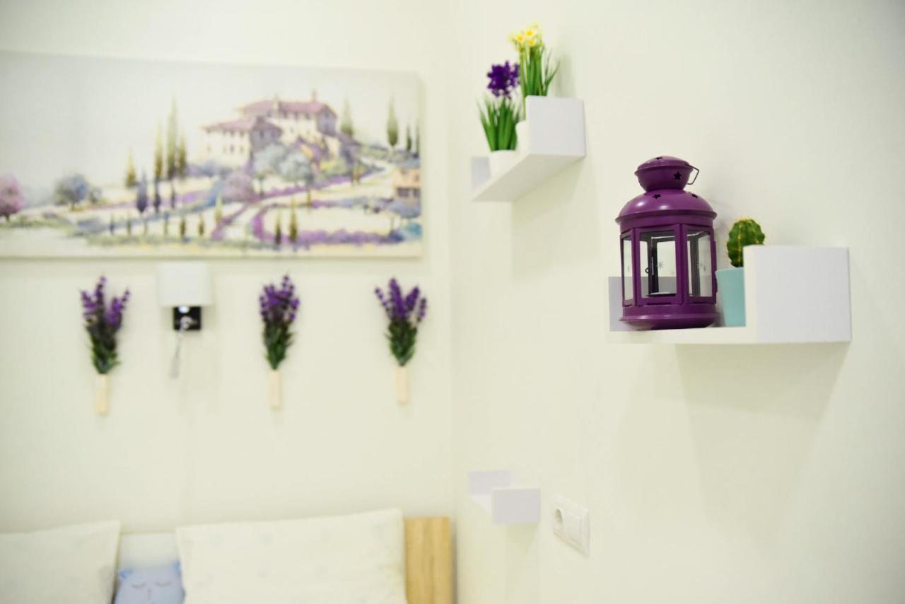 Sweet Apartment Near Center Lviv Bagian luar foto