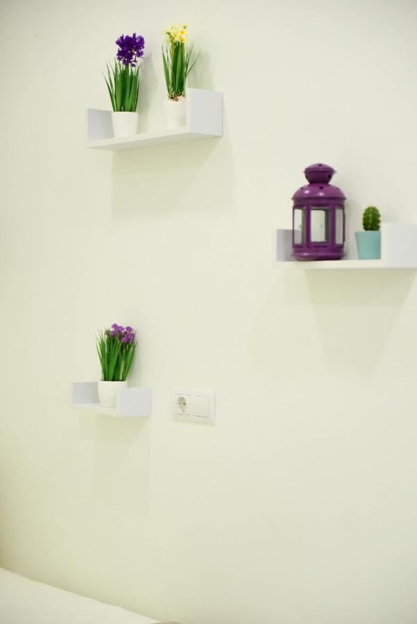 Sweet Apartment Near Center Lviv Bagian luar foto